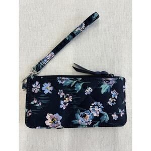 Vera Bradley Ultimate Card Case in Performance Twill Navy Garden